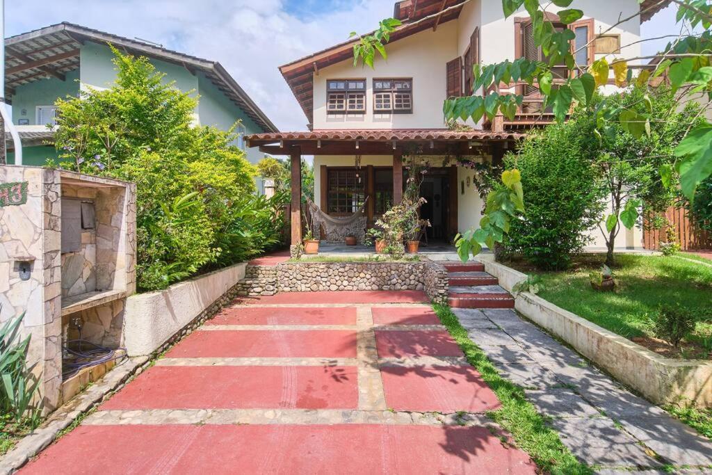 Casa Linda Em Fechado *